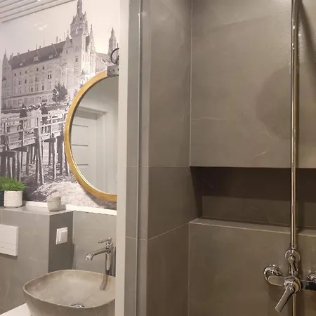 Forcity דירה קולובז'ג